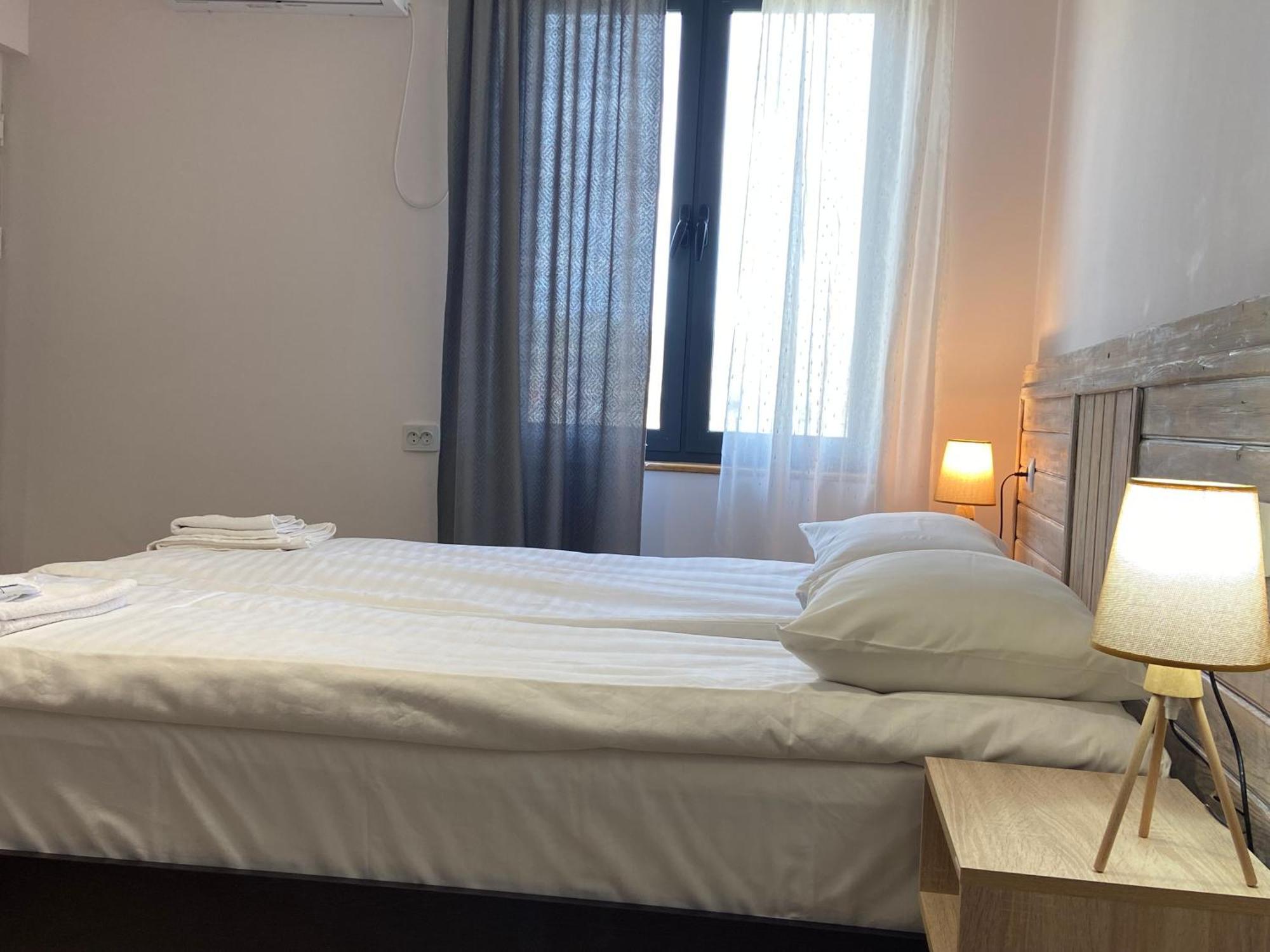 Crossway Camping Yeghegnadzor Extérieur photo